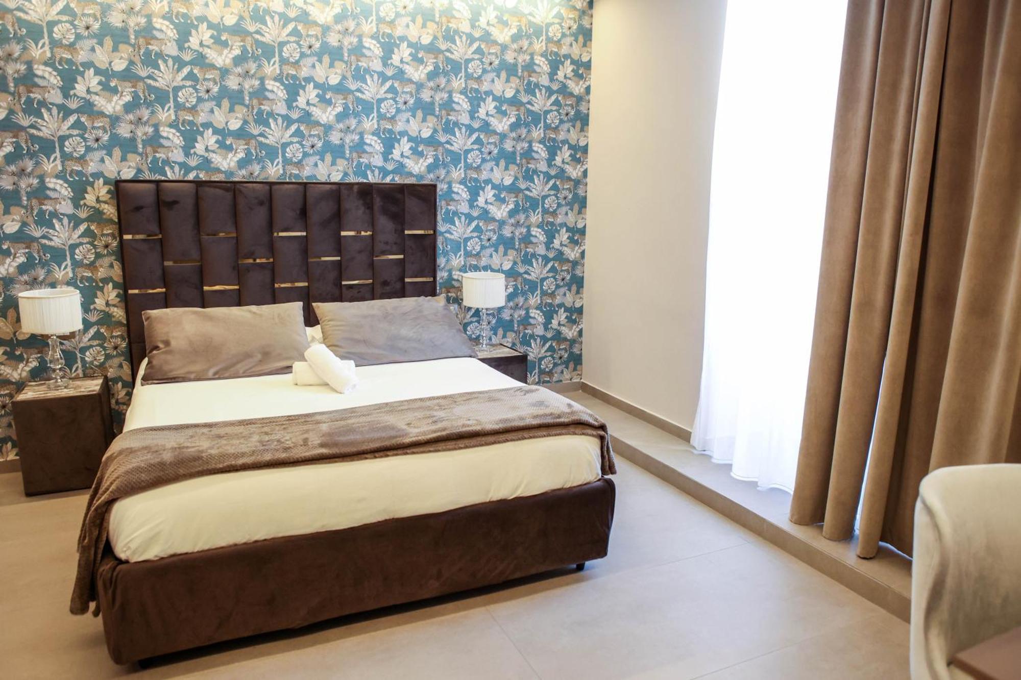 B&B Suites&Rooms Piazza Dei Martiri Katánie Exteriér fotografie