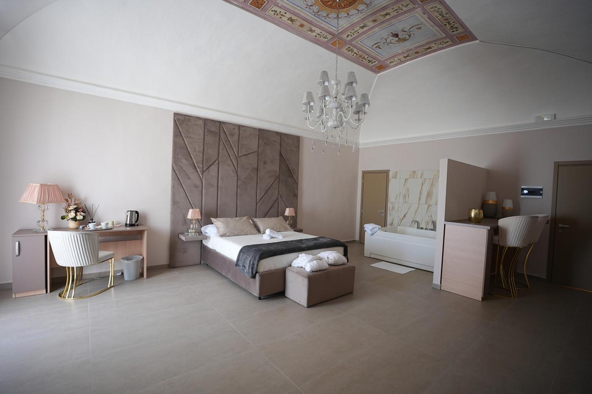 B&B Suites&Rooms Piazza Dei Martiri Katánie Exteriér fotografie
