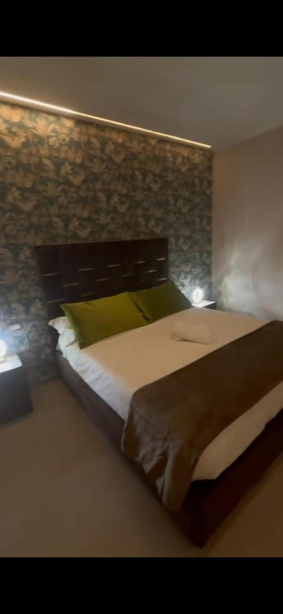 B&B Suites&Rooms Piazza Dei Martiri Katánie Exteriér fotografie